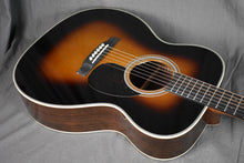 Load image into Gallery viewer, Martin OM-28 Sunburst
