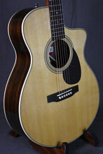 Load image into Gallery viewer, Martin SC-28E
