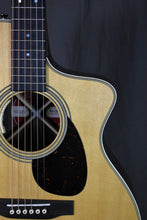 Load image into Gallery viewer, Martin SC-28E