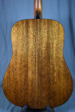 Load image into Gallery viewer, Martin Super D-18