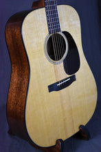 Load image into Gallery viewer, Martin Super D-18