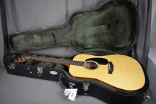 Load image into Gallery viewer, Martin Super D-18