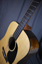 Load image into Gallery viewer, Martin Super D-18