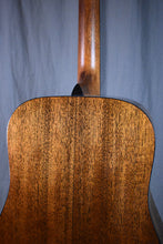 Load image into Gallery viewer, Martin Super D-18