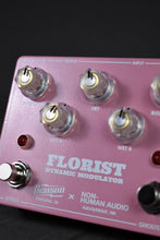 Load image into Gallery viewer, Benson Amps Florist Dynamic Modulator