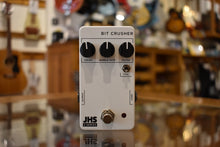Load image into Gallery viewer, JHS 3 Series Bit Crusher