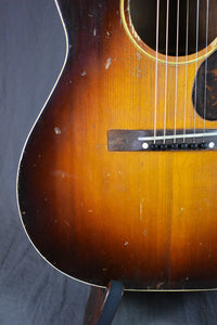 1945 Gibson LG-2 Banner