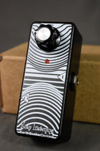 Load image into Gallery viewer, EarthQuaker Devices Easy Listening - Headphone Amplifier