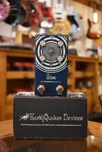 Load image into Gallery viewer, EarthQuaker Devices Silos