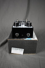 Load image into Gallery viewer, EarthQuaker Devices ZEQD-Pre Tube Preamp V1