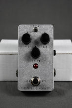 Load image into Gallery viewer, Fairfield Circuitry Barbershop Overdrive V2