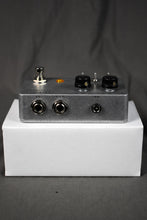 Load image into Gallery viewer, Fairfield Circuitry The Unpleasant Surprise Fuzz
