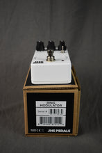 Load image into Gallery viewer, JHS 3 Series Ring Modulator