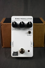 Load image into Gallery viewer, JHS 3 Series Ring Modulator