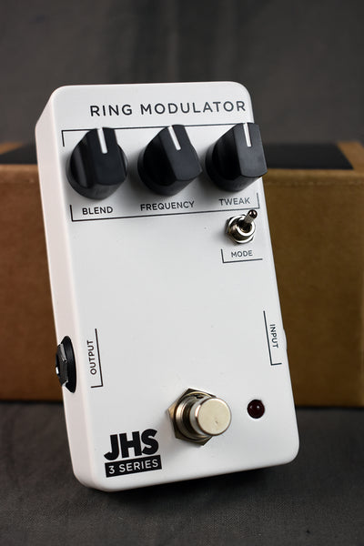 JHS 3 Series Ring Modulator
