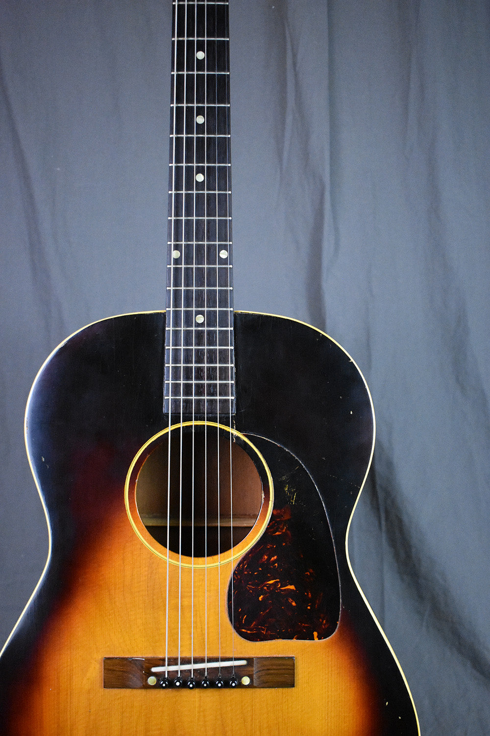 1955　Music　Telluride　Gibson　–　LG-1　Co.