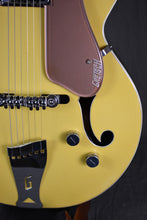 Load image into Gallery viewer, 1956 Gretsch 6189 Streamliner Bamboo Yellow/Copper Mist