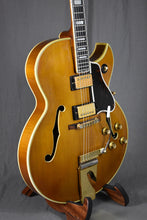 Load image into Gallery viewer, 1962 Gibson Byrdland w/ Vibrola prototype tailpiece