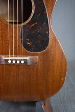 Load image into Gallery viewer, 1962 Martin 5-15T #186606