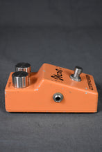 Load image into Gallery viewer, 1977 Ibanez CP-830 Compressor