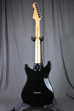 Load image into Gallery viewer, 1980 Fender Lead II