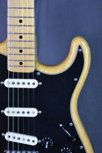 Load image into Gallery viewer, 1998 Fender CIJ &#39;67 Reissue Stratocaster STB-67EX2