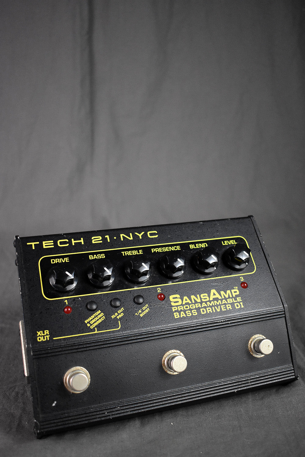 sansamp pedal 1998 Tech 21 SansAmp Programmable Bass Driver DI – Telluride Music Co