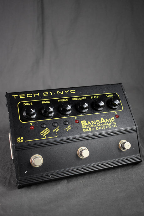 1998 Tech 21 SansAmp Programmable Bass Driver DI
