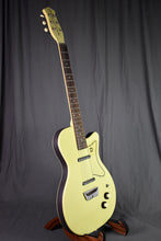 Load image into Gallery viewer, 2000 Danelectro &#39;56 U-2 Reissue Cream w/ PRS Premium gig bag