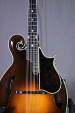 Load image into Gallery viewer, 2000 Gibson F-5 Master Model (signed by Charlie Derrington)