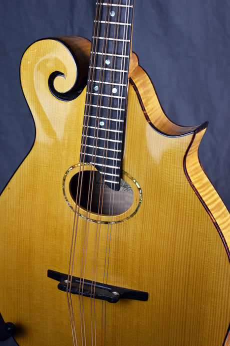 2000 Old Wave Mandola