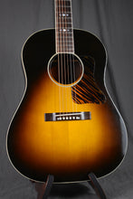 Load image into Gallery viewer, 2002 Gibson Luthier’s Choice Advanced Jumbo