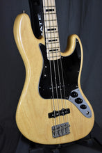 Load image into Gallery viewer, 2006 Fender American Vintage &#39;75 Jazz Bass