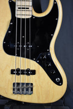 Load image into Gallery viewer, 2006 Fender American Vintage &#39;75 Jazz Bass