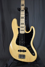 Load image into Gallery viewer, 2006 Fender American Vintage &#39;75 Jazz Bass