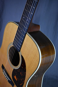 2011 Martin HD-28V