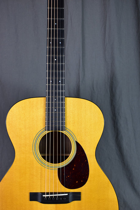 2016 Martin OM-21 w/ K&K Pure Mini