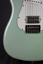 Load image into Gallery viewer, 2017 Fender Offset Series Duo-Sonic HS w/ Porter Pickups