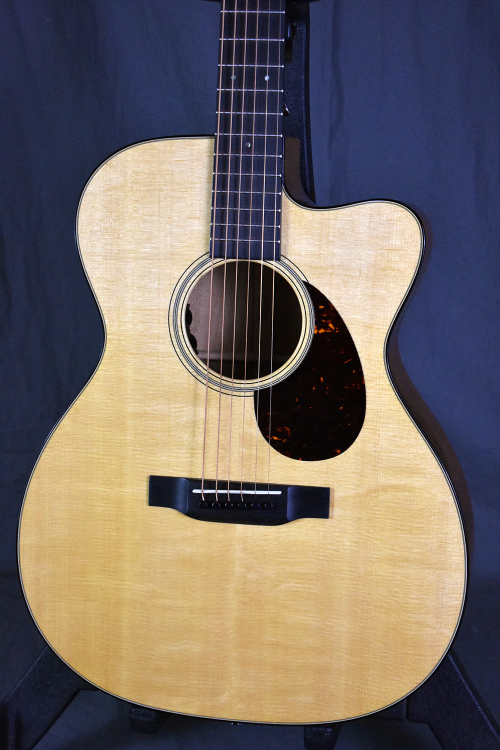 Martin omc18e top