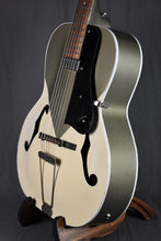 Load image into Gallery viewer, Baxendale &#39;50s Silvertone Colorama Conversion