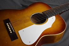 Load image into Gallery viewer, Baxendale &#39;60s Silvertone 319 Conversion