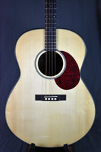 Load image into Gallery viewer, Gold Tone Mastertone TG-18: Tenor Guitar