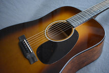 Load image into Gallery viewer, Martin D-18 Ambertone