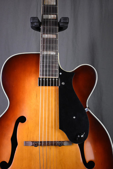Baxendale '50s Silvertone 17