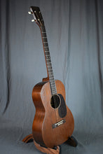 Load image into Gallery viewer, 1961 Martin 5-15T Tenor