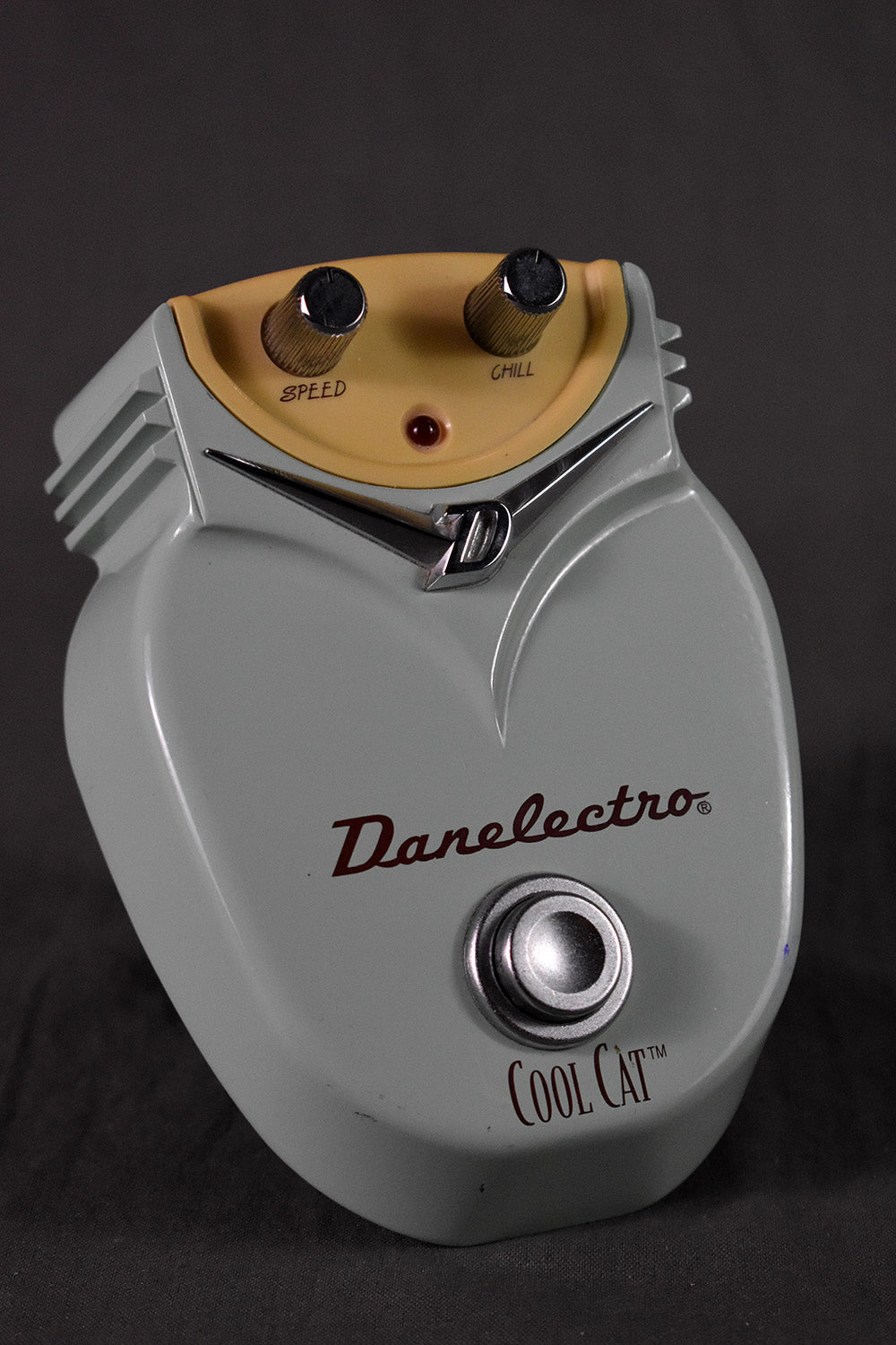 1996 Danelectro Cool Cat Chorus 18V – Telluride Music Co