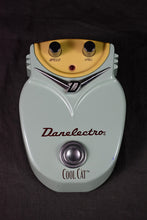 Load image into Gallery viewer, 1996 Danelectro Cool Cat Chorus 18V