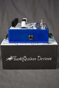 EarthQuaker Devices Avalanche Run V2