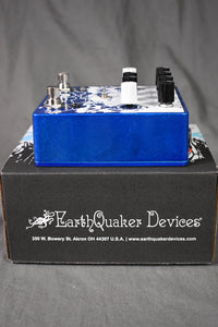 EarthQuaker Devices Avalanche Run V2