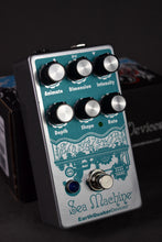 Load image into Gallery viewer, EarthQuaker Devices Sea Machine V3